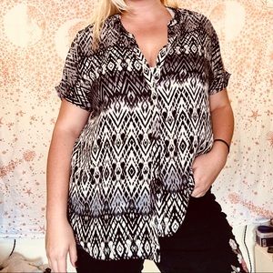 Faded Glory- Black and White Blouse